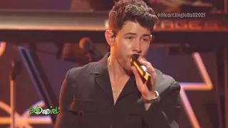 Jonas Brothers - Burnin' up (Live) Jingle Ball 2021