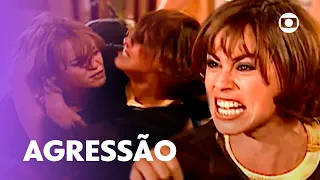 Mel e Maysa partem para a agressão e saem no tapa! 😰 | Vale a Pena Ver de Novo | O Clone