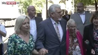 Rolf Harris 'Used Fame To Mesmerise Women'(6:03pm)