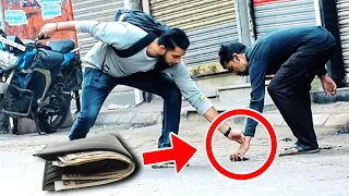 Wallet Pulling Prank | Prakash Peswani Prank |