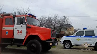 В Краснодарском крае полицейские помогли женщине выбраться из горящего дома