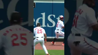 Cedric Mullins makes INSANE catch 🤯