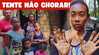 FAMÍLIA VIVE ISOLADA ENFRENTANDO A FOME! MÃE CHORA COM AS MÃOS QUEIMADAS E MARIDO PERDE A VISÃO