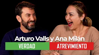 Camera Café: Ana Milán y Arturo Valls juegan a VERDAD o ATREVIMIENTO | Fotogramas