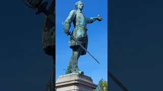 ثمثال لملك السويد سابق كارل 12  karl XII