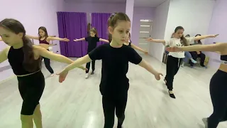 Открытый урок , современная хореография , контемп, дети 8-9 лет , 2 месяца занятий