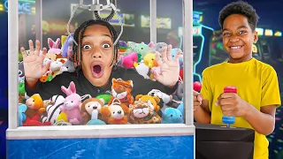 KYRIE GOT STUCK INSIDE THE CLAW MACHINE IN A 24 OVERNIGHT ARCADE!