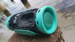 JBL CHARGE 4 TL ON WATER BASS TEST