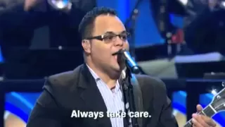 Israel Houghton - You Hold My World / How He Loves