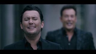 Gerard Joling & Tino Martin - Laat Me Leven (Officiële Videoclip)