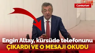 Engin Altay, kürsüde bir anda telefonunu çıkardı ve o mesajı okudu: AKP'lilere çok ağır sözler