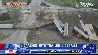 Train crashes into trailer and derails in Hamilton County