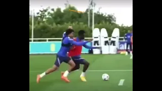 Bukayo Saka Takes On Trent Alexander-Arnold & Kyle Walker in Training #football #shorts