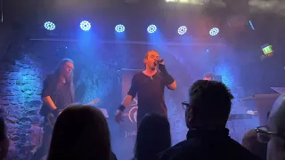 JanRevolution - Amnesia (Live at Happy Pop Tour of She Hates Emotions) - Leipzig, 26.01.2023