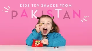 Kids Try Pakistani Snacks | Kids Try | HiHo Kids