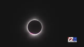 Spectators flock to Vermont for total solar eclipse