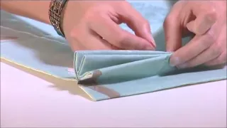 How to make a Pinch Pleat (Curtain Academy)
