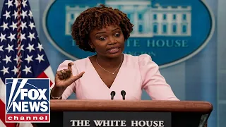 Karine Jean-Pierre holds a White House briefing | 8/9/22