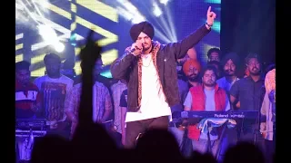 Sidhu moosewala at Panjab University -  it's all about you song Live in chandigarh 2018 .