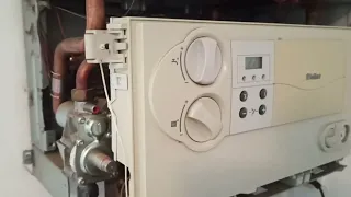 Газовый котёл Vaillant не зажигается, проблема с клапаном.