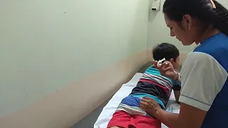 inyectando  vitamina