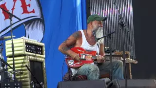 SEASICK STEVE aux eurockéennes de belfort  " thunderbird"