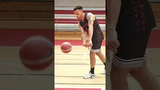 La feinte de passe / fake pass #basketball #basketballshorts #shorts