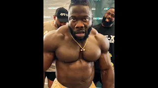 aggressive trainer got mad on bodybuilders for eating sloppy. #ndochamp#gymmotivation#youtubeshorts