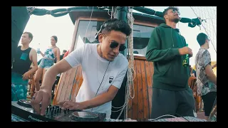 RAVING RIVIERA - OLTI ONEYL DJ SET at ONHEZMUS1 BOAT #melodictechno #progressivehouse #boatparty