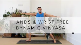 Wrist and hands free dynamic vinyasa yoga flow: strengthen glutes, core and abs
