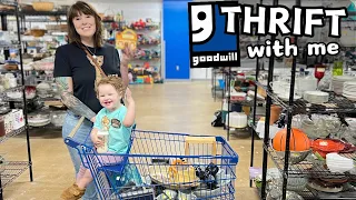 GOODWILL Thrift With Me | + Auction Pickup | Reselling