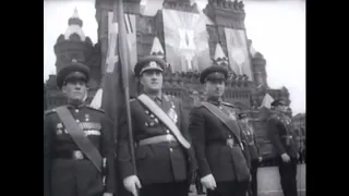 1965 год. Первый после 1945 года парад Победы. Знамя  в руках тех, кто его водрузил над Берлином