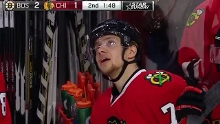 Необычный гол Панарина / Panarin pots a goal