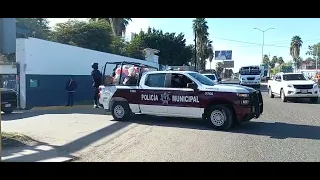 Policías municipales de Los Mochis llevan regalos a niños pobres este 24 de diciembre #POLICLAUS2021