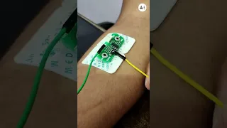 How to connect wearable muscle sensor to Arduino Uno? | Muscle BioAmp Patchy | DIY Neuroscience