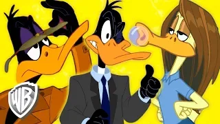 Looney Tunes en Latino | Las Múltiples Facetas del Pato Lucas | WB Kids