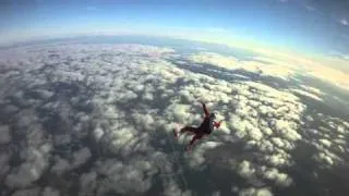 Instructor chases Student Skydiver to 2000 ft and pulls