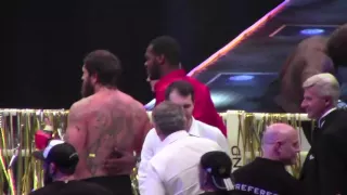 Jon Jones asks Fedor & Alex Emelianenko to make a photo together