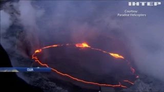 На Гавайях з гелікоптера зафільмували виверження вулкану Кілауеа