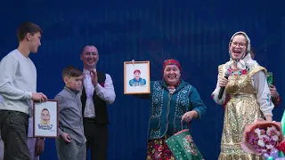 Марий Эл ТВ: Алина Гребнева нарисовала стикеры с Верой Гороховой и Качери бавай
