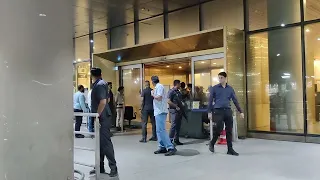 SALMAN KHAN REACHED MUMBAI SPOTTED AT AIRPORT