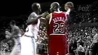 Michael Jordan’s Crazy Ball Fake at Malik Sealy