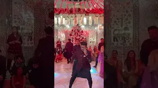 Sheroz Sabswari and Momal Sheikh Dance #sherozsabzwari #momalsheikh #dance