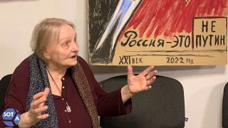 «Россия — это не Путин». Выставка блокадницы Елены Осиповой