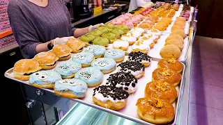 20 kinds of donuts made every day, Amazing Skills of Making donuts, Korean  Donut Factory