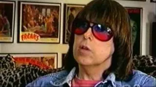 Proof that Johnny Ramone is the Moe Howard of Rock 'N Roll