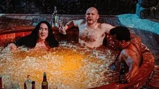 Jacuzzi-ul este O  Mașină a Timpului, iar Ce S-a Intimplat mai Departe, Nimeni Nu s-a Asteptat!