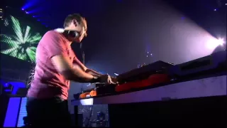 DJ Tiesto - Traffic (1080p HD)