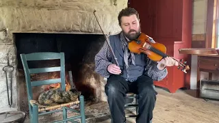 Fiddle Tune: Turkey in the Straw