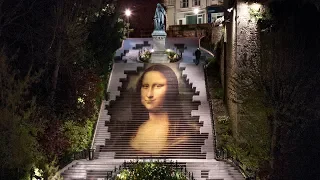 La Joconde Printed Onto the Massive Stairs of Blois, France